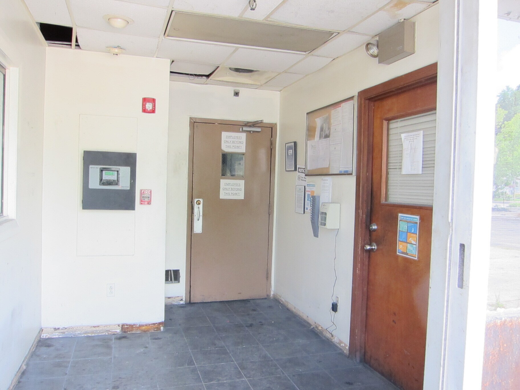 626 Main St, Ceredo, WV 25507 Building 1