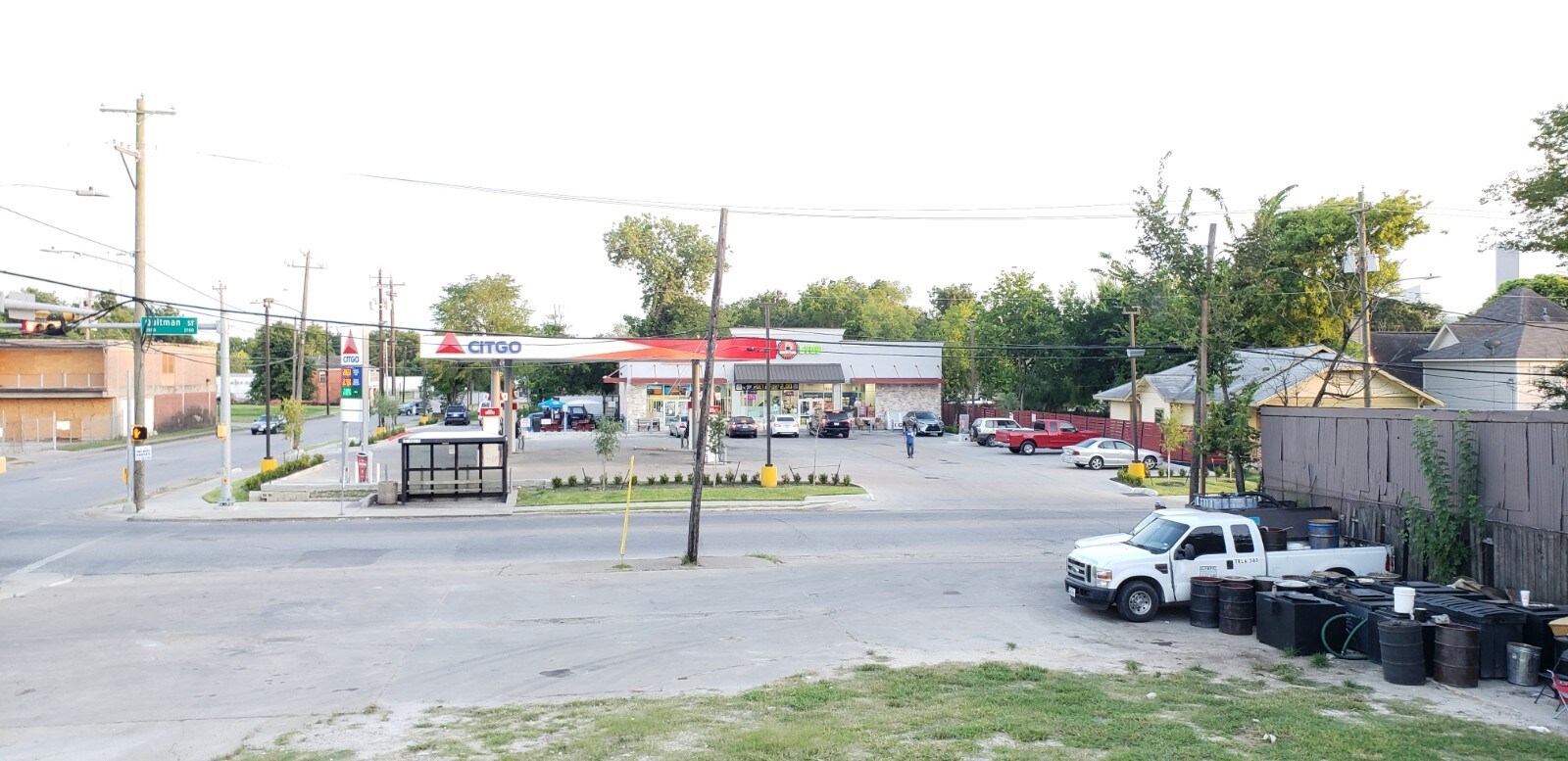 2724 Quitman St, Houston, TX 77026