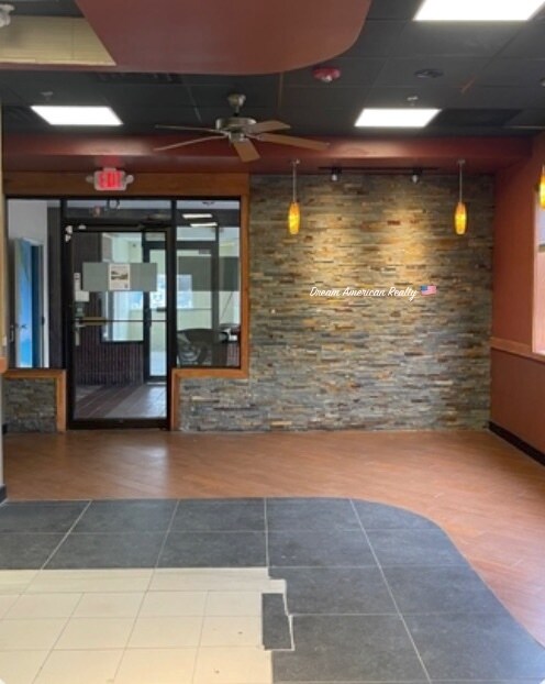 112-114 Main St, Pepperell, MA for lease Interior Photo- Image 1 of 14