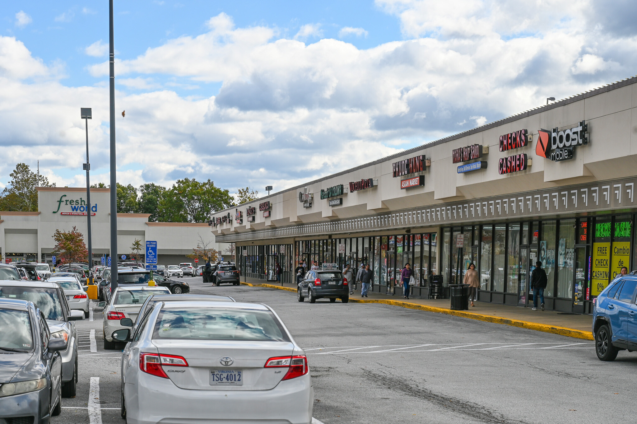 6901-6981 Hechinger Dr, Springfield, VA for lease Building Photo- Image 1 of 9