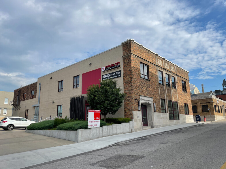 1800 Wyandotte St, Kansas City, MO for lease - Building Photo - Image 1 of 6