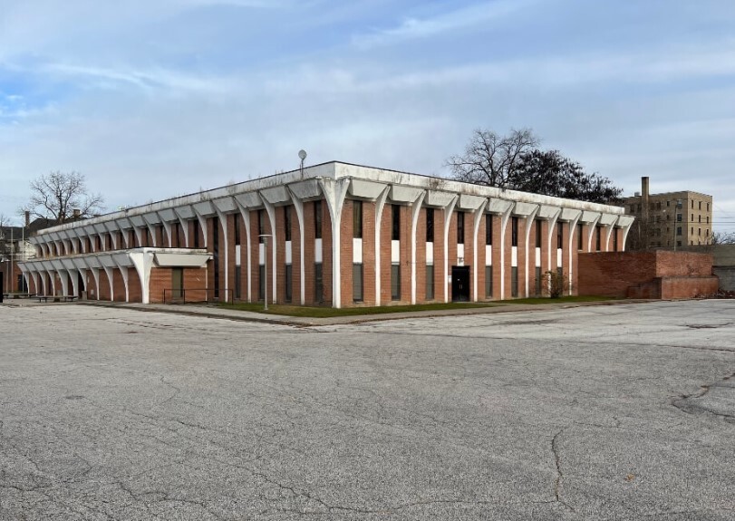 615 S Jefferson Ave, Saginaw, MI for sale - Building Photo - Image 1 of 1