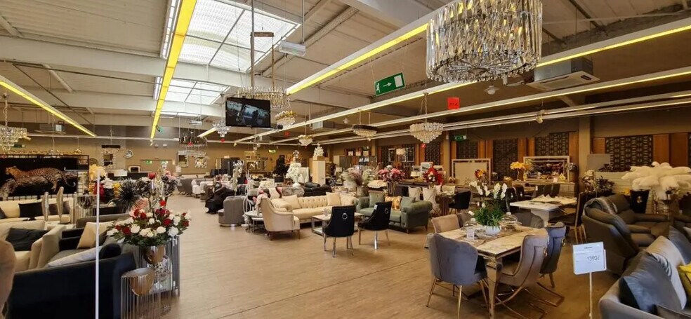 Retail in Champigny-sur-Marne for lease - Interior Photo - Image 3 of 6