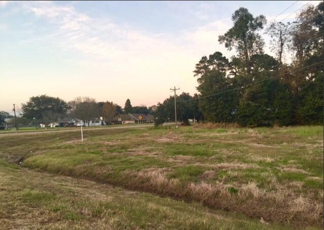 6600 N University, Carencro, LA for sale - Primary Photo - Image 1 of 1