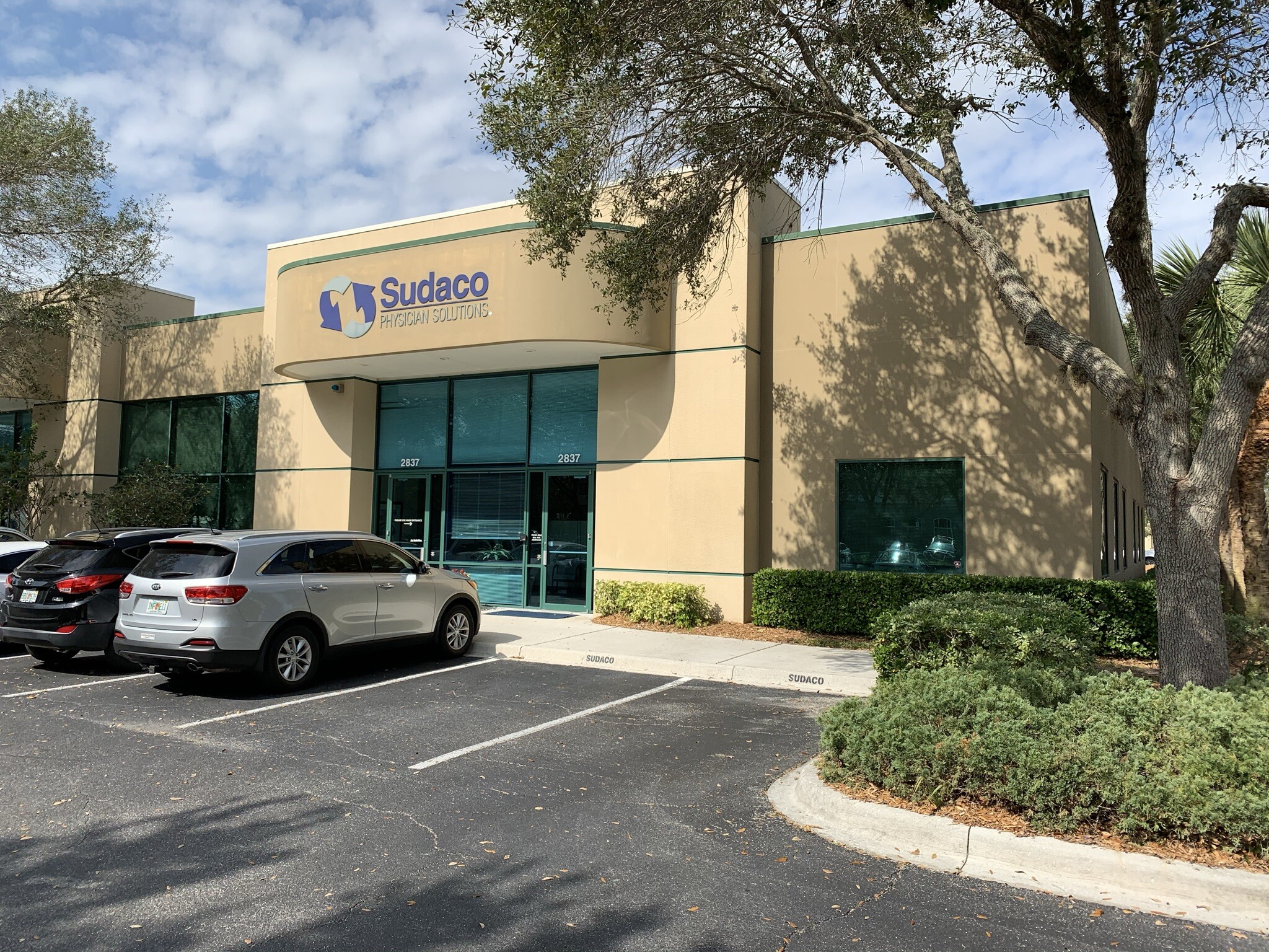 2821-2837 Cattlemen Rd, Sarasota, FL for lease Building Photo- Image 1 of 16