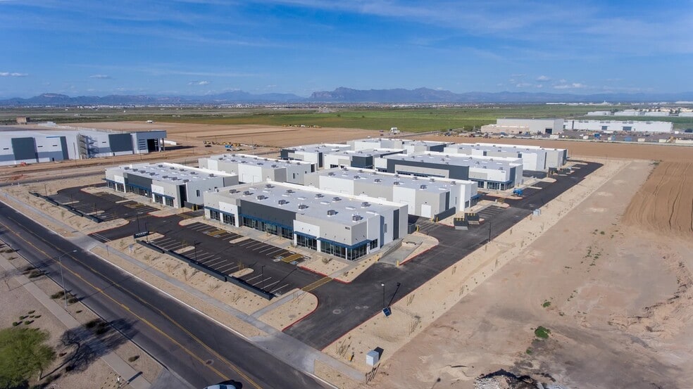 8029 E Pecos Rd, Mesa, AZ for lease - Building Photo - Image 3 of 10