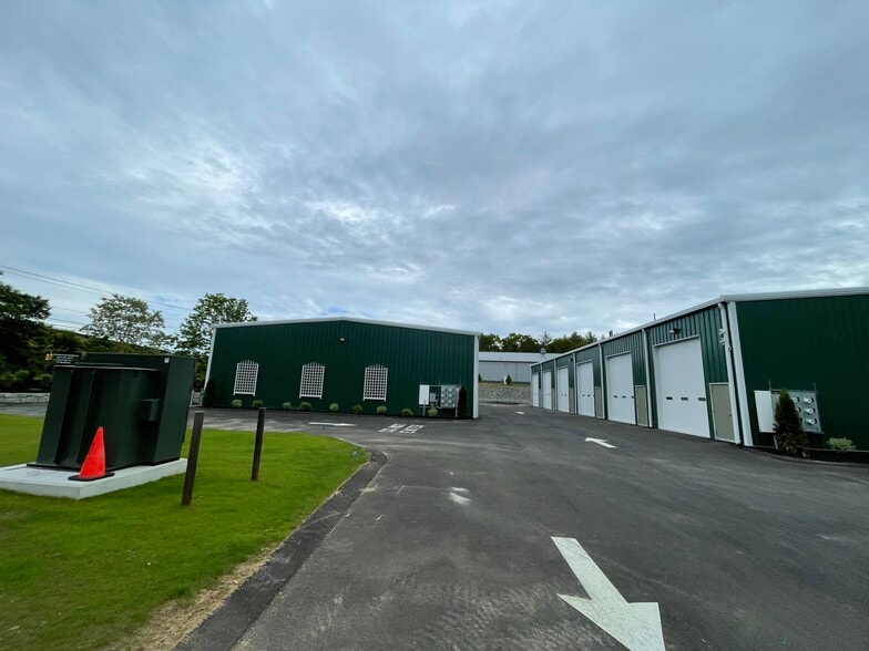 2 Lillian Way, Carver, MA for sale - Building Photo - Image 3 of 25