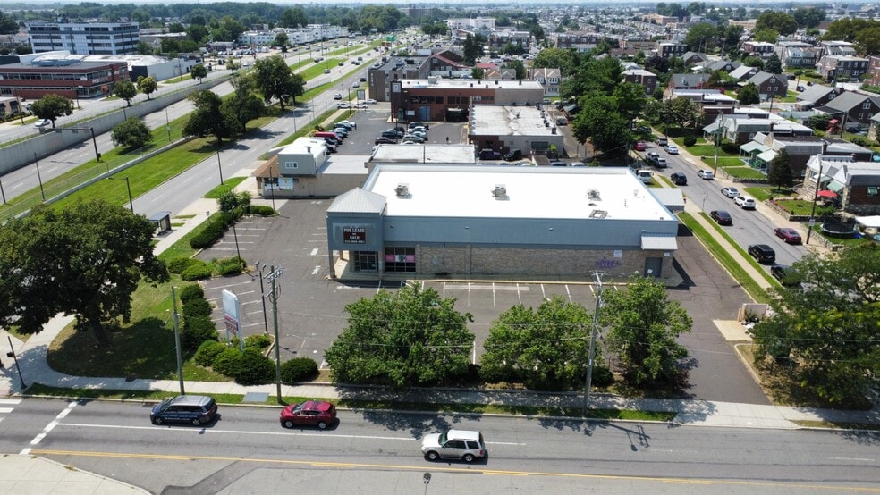 8130 Roosevelt Blvd, Philadelphia, PA for lease - Aerial - Image 2 of 10