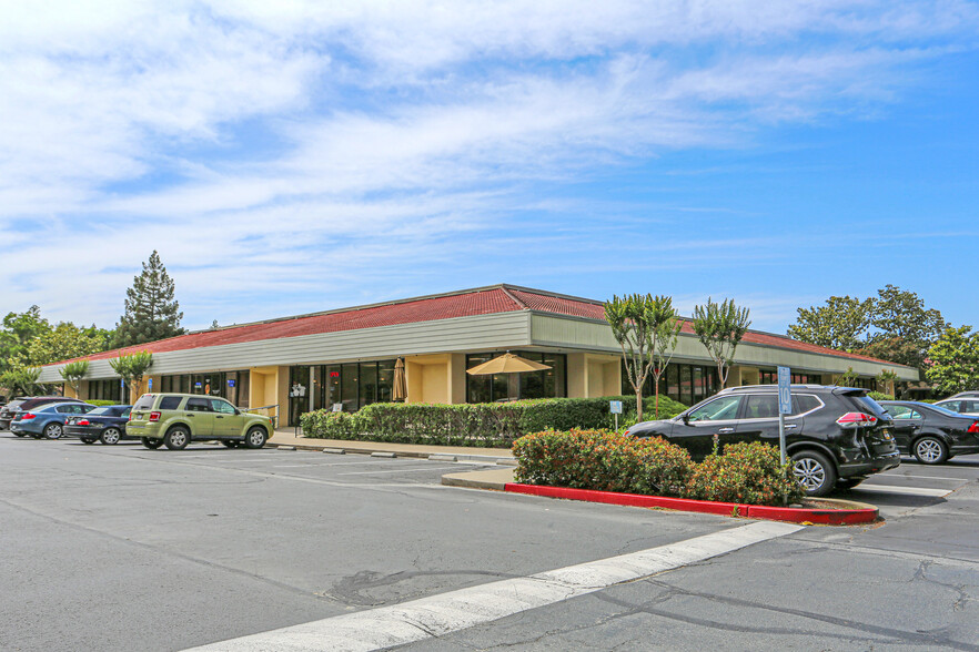 325 N Wiget Ln, Walnut Creek, CA for lease - Building Photo - Image 2 of 5