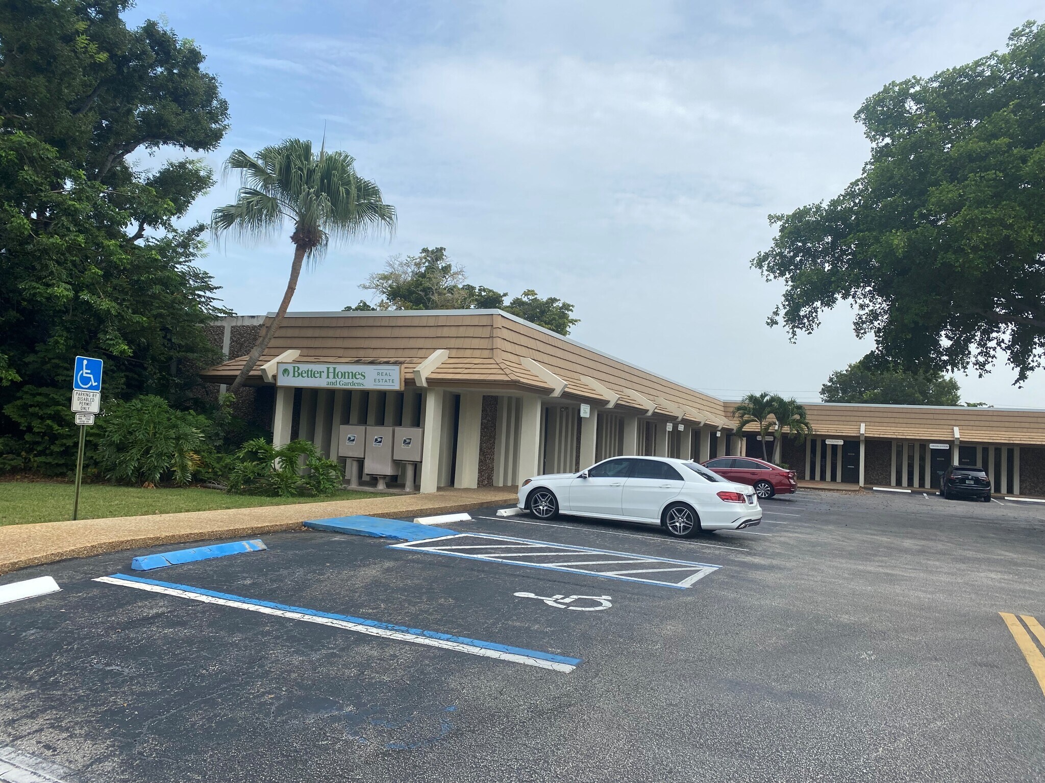 7421-7497 NW 4th St, Plantation, FL for lease Building Photo- Image 1 of 10