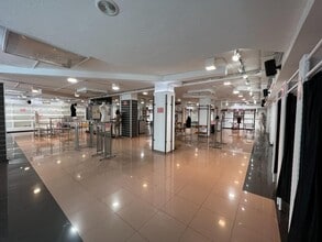 Retail in Elche, Alicante for lease Interior Photo- Image 2 of 9