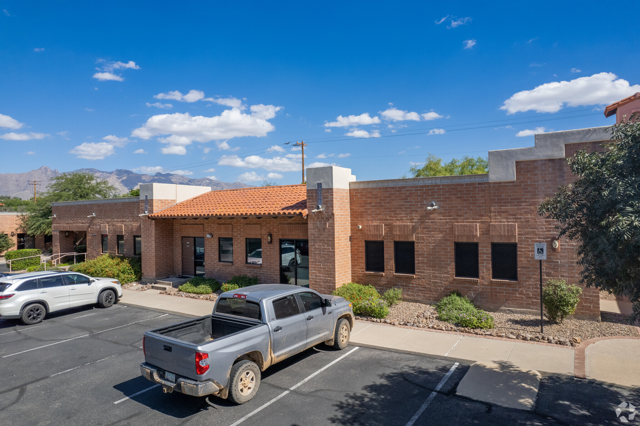 3499 N Campbell Ave, Tucson, AZ for sale Primary Photo- Image 1 of 1