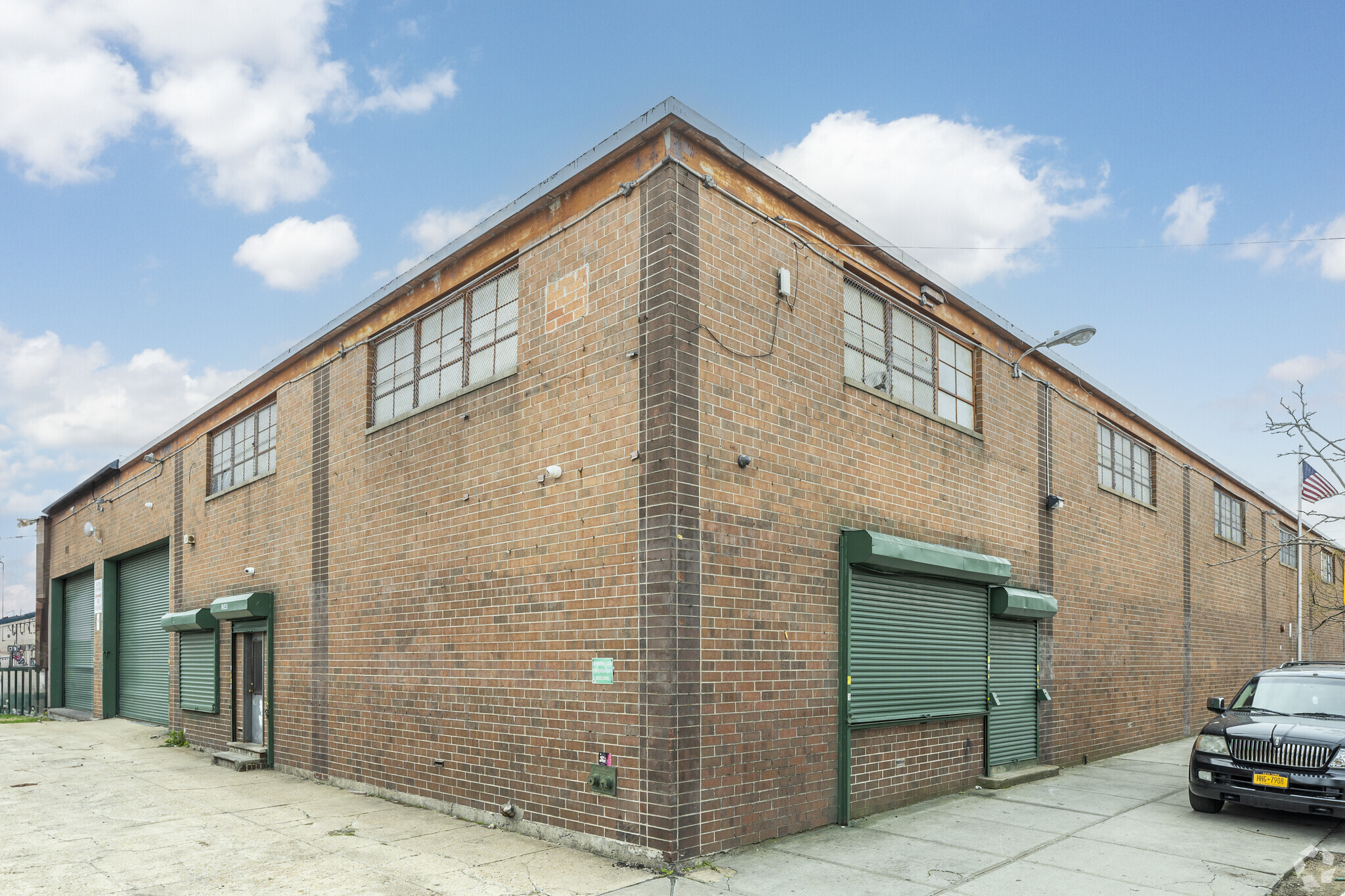 4302 Glenwood Rd, Brooklyn, NY for lease Primary Photo- Image 1 of 6