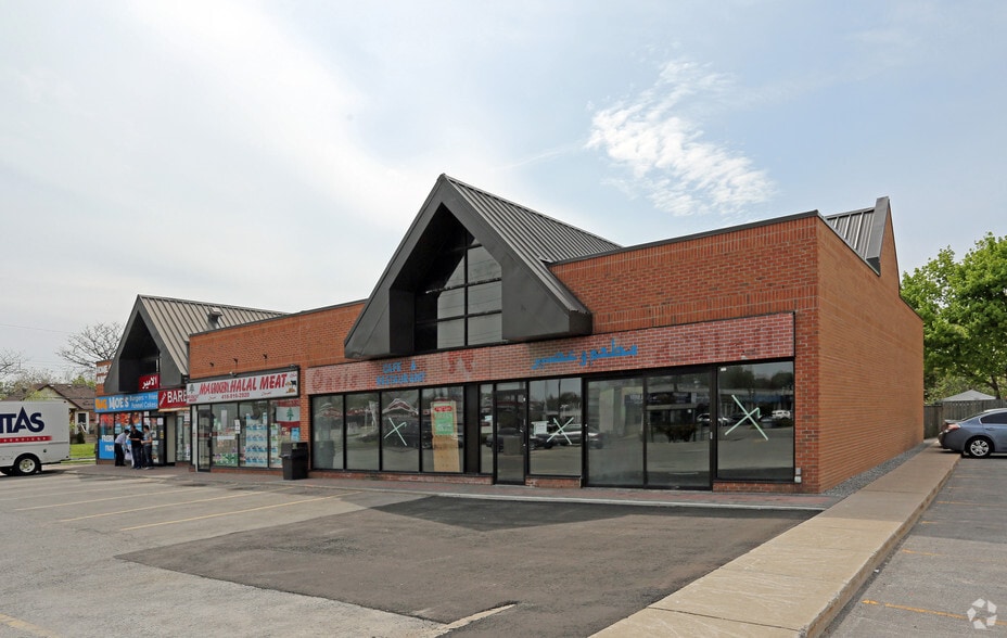 1961 Lawrence Ave E, Toronto, ON for sale - Primary Photo - Image 1 of 1