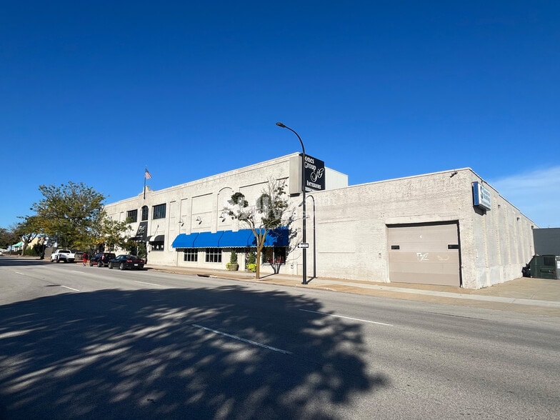 701 S Broadway St, Akron, OH for lease - Building Photo - Image 1 of 6