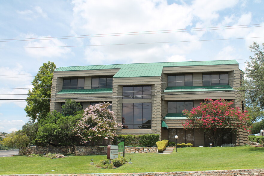 7475 Callaghan Rd, San Antonio, TX for lease - Building Photo - Image 1 of 13