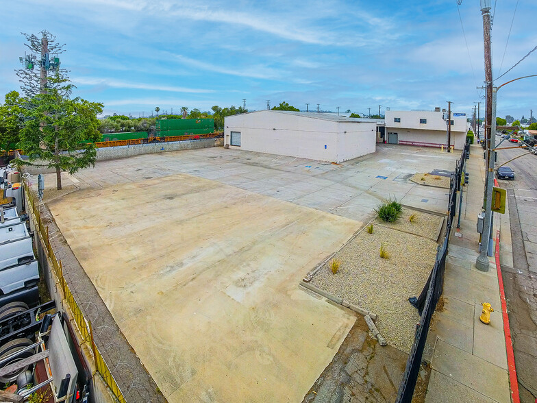 1516-1530 1st St, San Fernando, CA for lease - Building Photo - Image 2 of 28