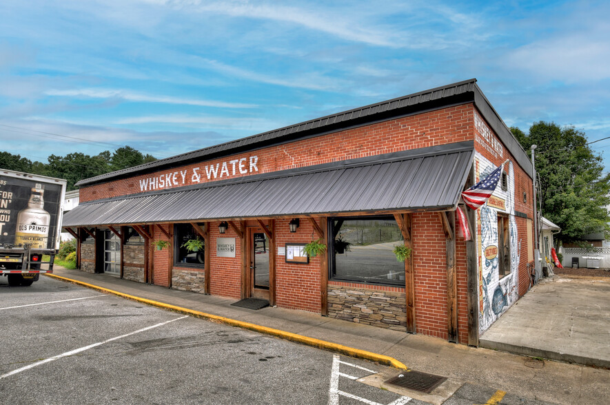 187 Depot St, Blue Ridge, GA for sale - Building Photo - Image 1 of 82