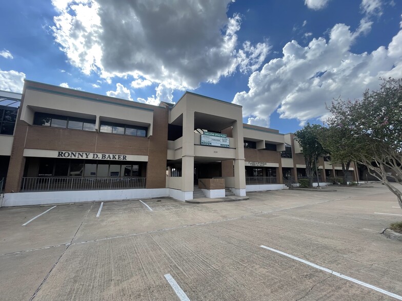 3608 E 29th St, Bryan, TX for lease - Building Photo - Image 1 of 7