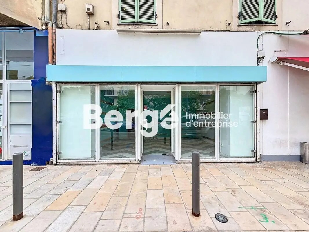 Retail in Cannes for lease Building Photo- Image 1 of 7