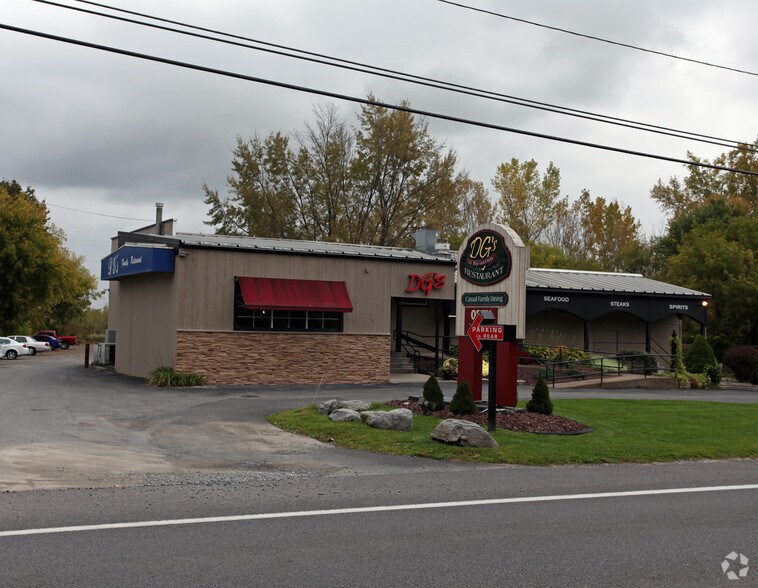 9334 Brewerton Rd, Brewerton, NY 13029