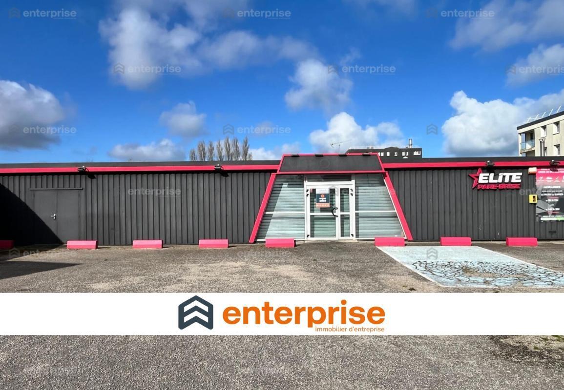 Retail in Fecamp for lease Building Photo- Image 1 of 6