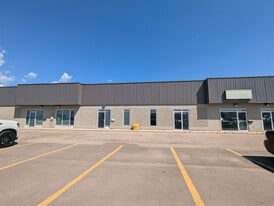 242 Macalpine Cres, Wood Buffalo AB - Warehouse