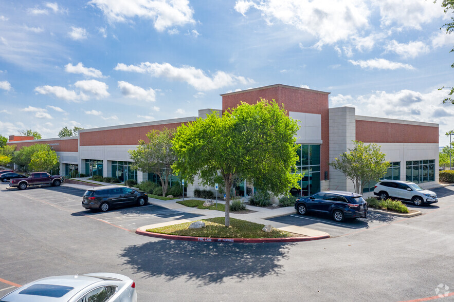 12508 Jones Maltsberger Rd, San Antonio, TX for lease - Primary Photo - Image 1 of 29