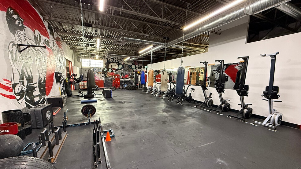 104 King Edward St E, Winnipeg, MB for lease - Building Photo - Image 2 of 3