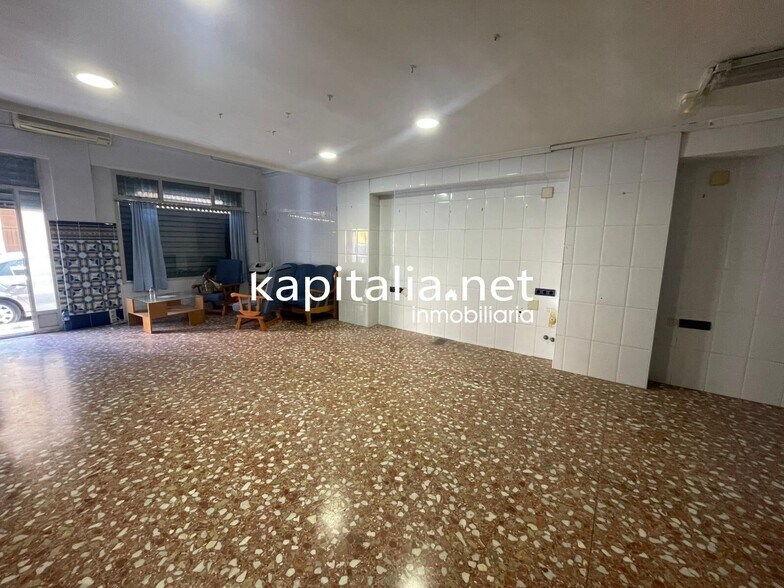 Retail in Xàtiva, Valencia for lease - Building Photo - Image 2 of 11