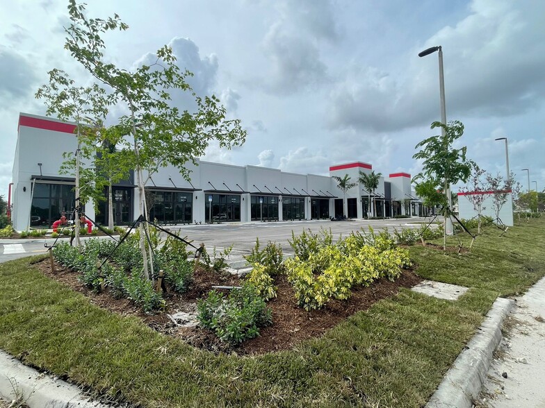 19184 NW 27th Ave, Miami Gardens, FL for lease - Building Photo - Image 2 of 2