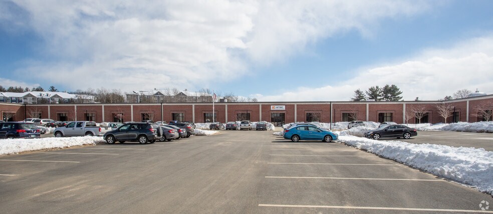 10 Elizabeth Dr, Chelmsford, MA for sale - Primary Photo - Image 1 of 1