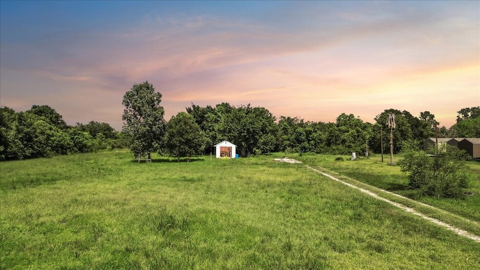 13235 Pleasant Valley Dr, Rosharon, TX for sale - Other - Image 2 of 8