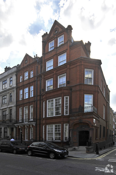 80-81 Wimpole St, London for sale - Primary Photo - Image 1 of 1