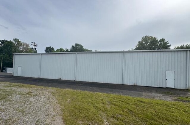 4535 Clarks River Rd, Paducah, KY for sale - Building Photo - Image 2 of 9