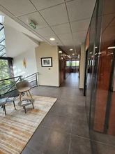 Office in Solliès-Ville for lease Interior Photo- Image 2 of 2