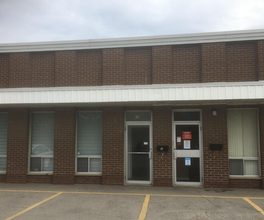 2480 Cawthra Rd, Mississauga, ON for lease Building Photo- Image 2 of 3