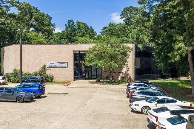 More details for Towers & Terrace Medical Buildings – Office for Auction, Nacogdoches, TX