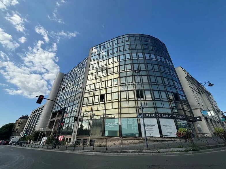 Office in Nogent-sur-Marne for sale - Building Photo - Image 1 of 5