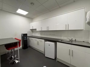 Southampton Rd, Portsmouth for lease Interior Photo- Image 2 of 2