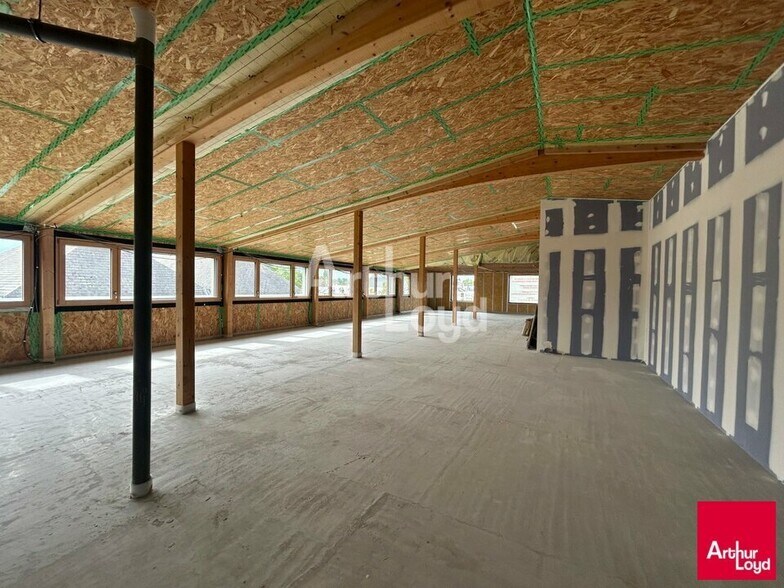 Office in Châteaubourg for sale - Building Photo - Image 3 of 4