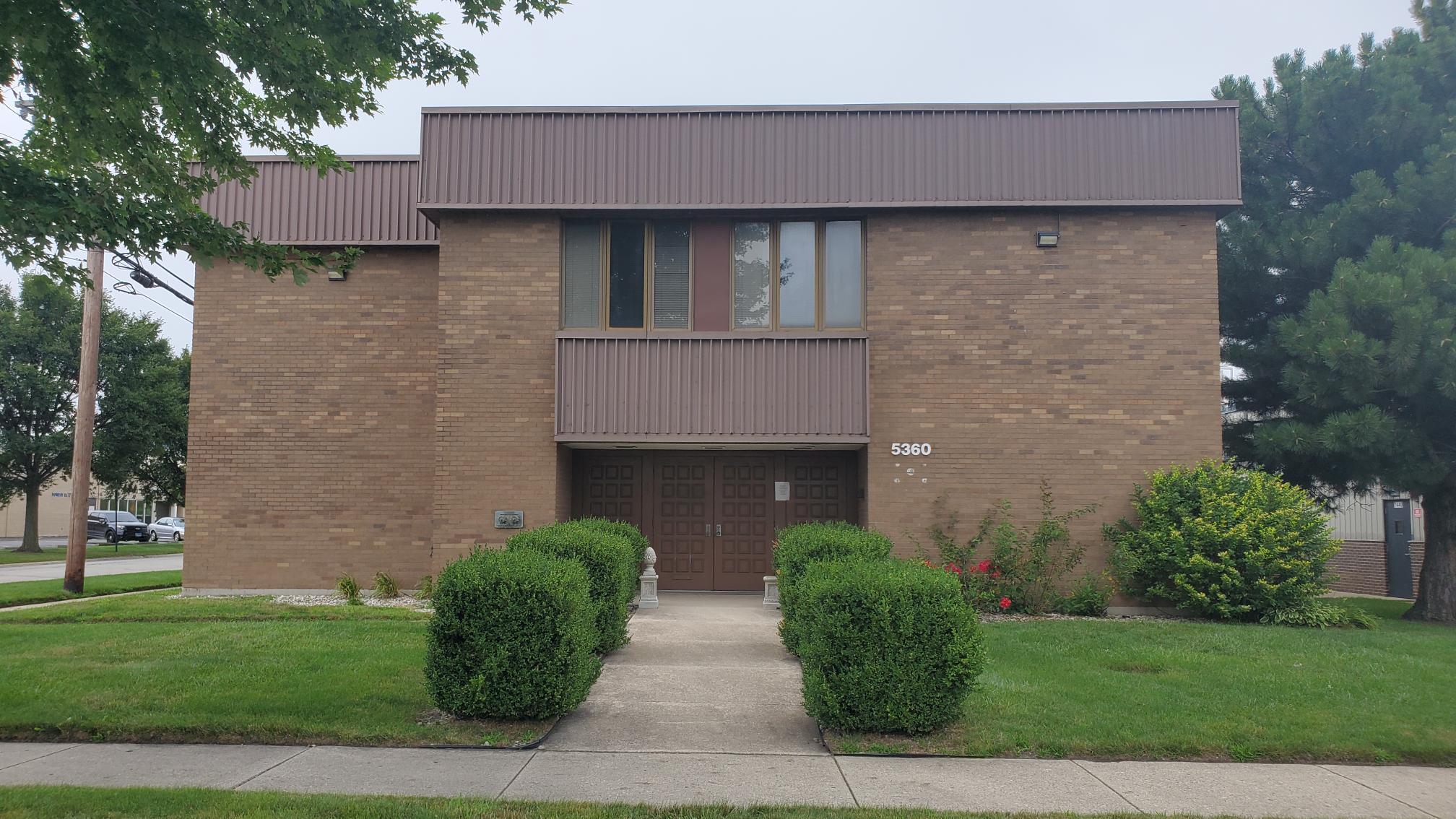 5360 W Fargo Ave, Skokie, IL for lease Building Photo- Image 1 of 22