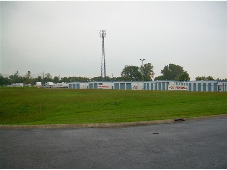 645 N Lynhurst Dr, Indianapolis, IN for sale - Other - Image 2 of 4