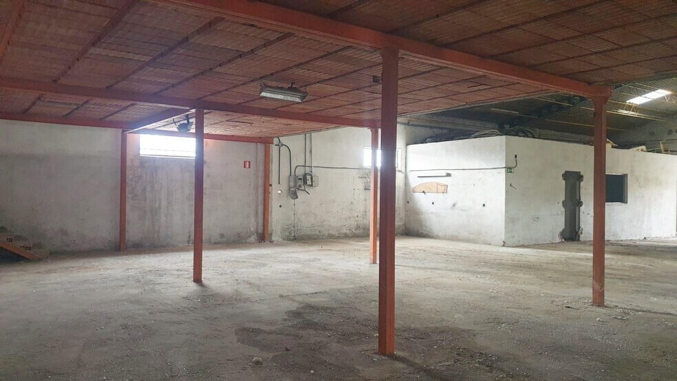 Industrial in Garcihernández for sale - Building Photo - Image 2 of 37
