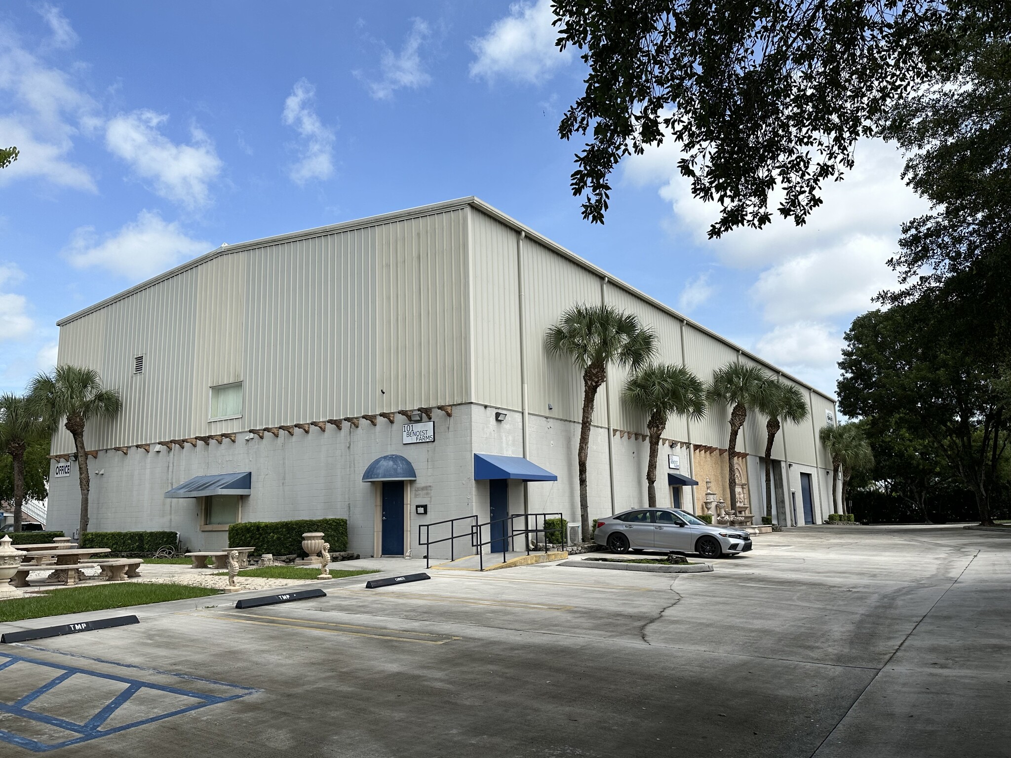 101 Benoist Farms Rd, West Palm Beach, FL for lease Building Photo- Image 1 of 9