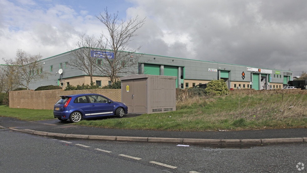 Hussey Rd, Shrewsbury for lease - Primary Photo - Image 1 of 4