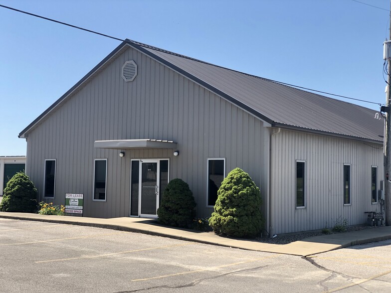 301 E 1st St, Ferdinand, IN for sale - Building Photo - Image 1 of 1