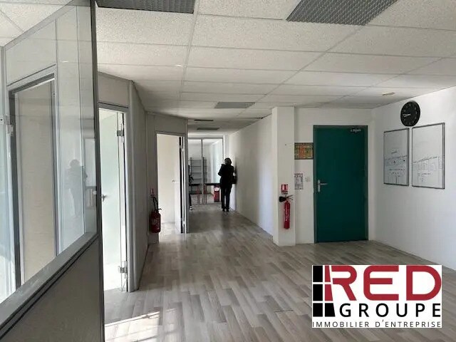 Office in Aix-en-Provence for lease - Building Photo - Image 3 of 5