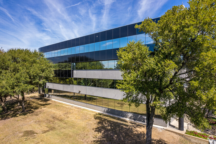 101 W Renner Rd, Richardson, TX for lease - Building Photo - Image 2 of 6