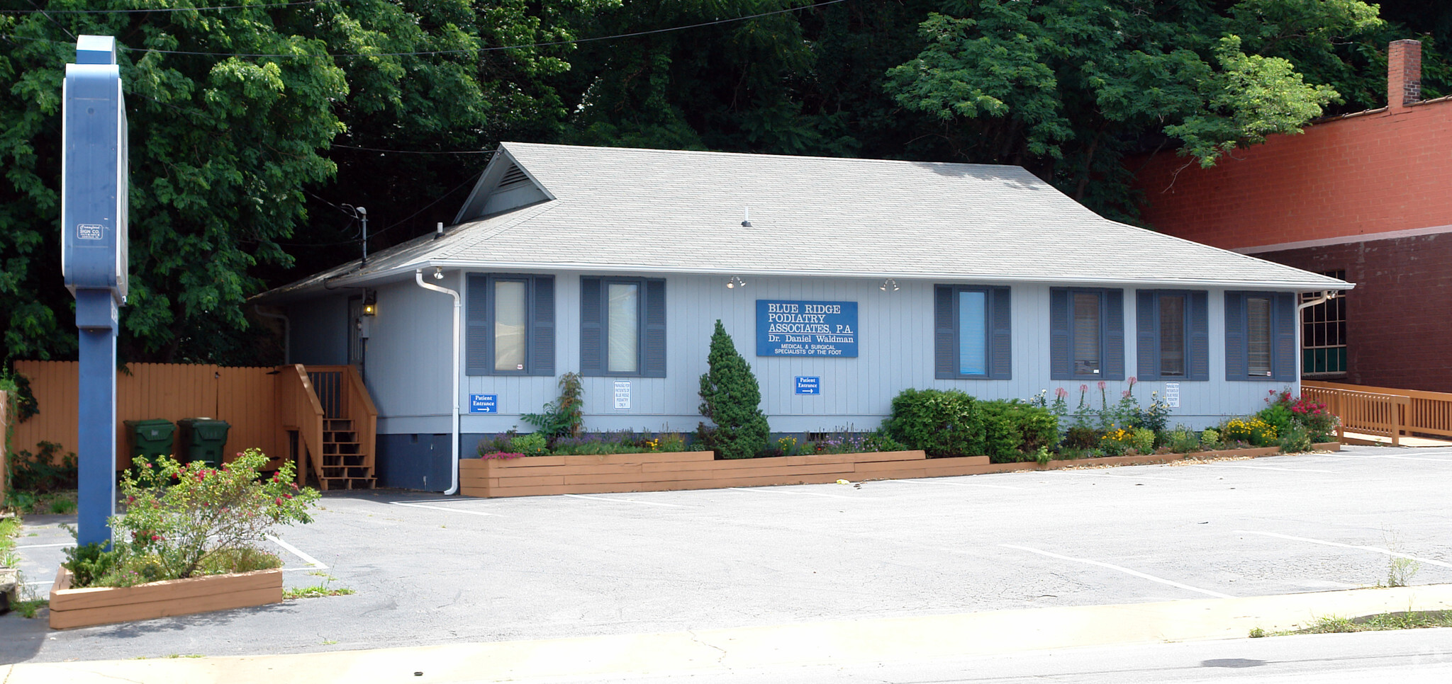 246 Biltmore Ave, Asheville, NC for sale Primary Photo- Image 1 of 1